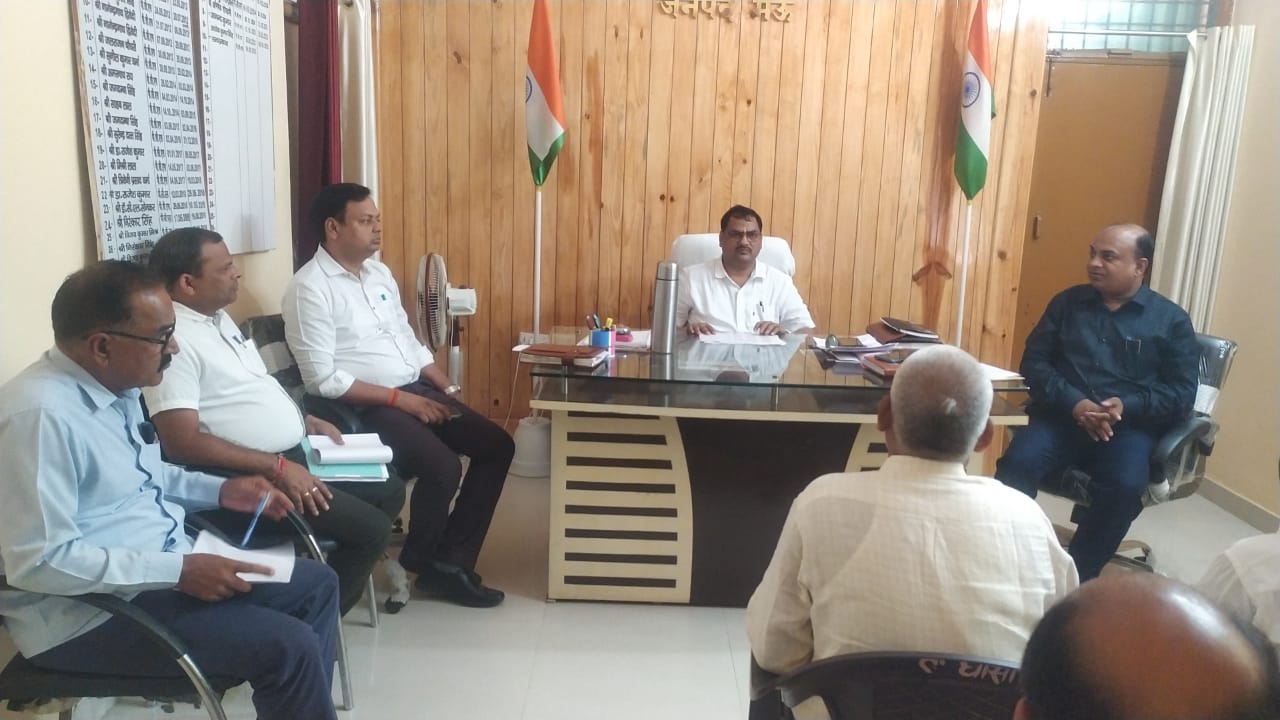 डिजिटल क्रॉप सर्वे को मिशन मोड में समयबद्ध व पारदर्शी ढंग से पूर्ण कराएं : एसडीएम सत्य प्रकाश