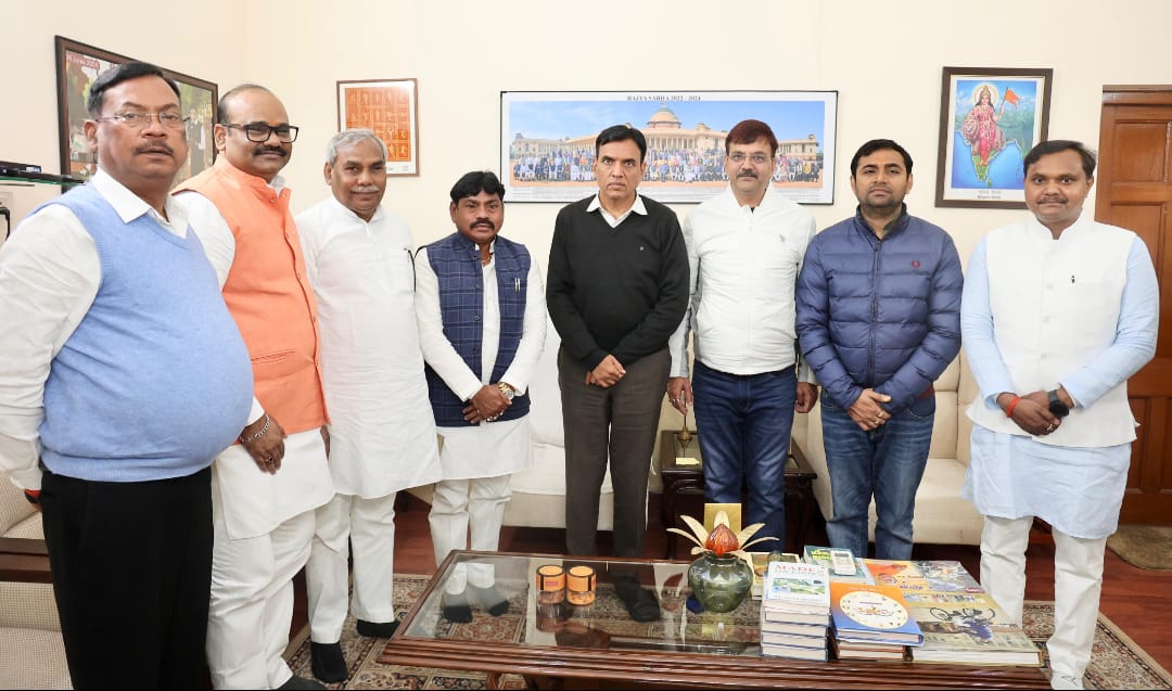 बंद पत्थर खदानों की समस्या को लेकर राज्य मंत्री के नेतृत्व में केंद्रीय मंत्री से हुई वार्ता 