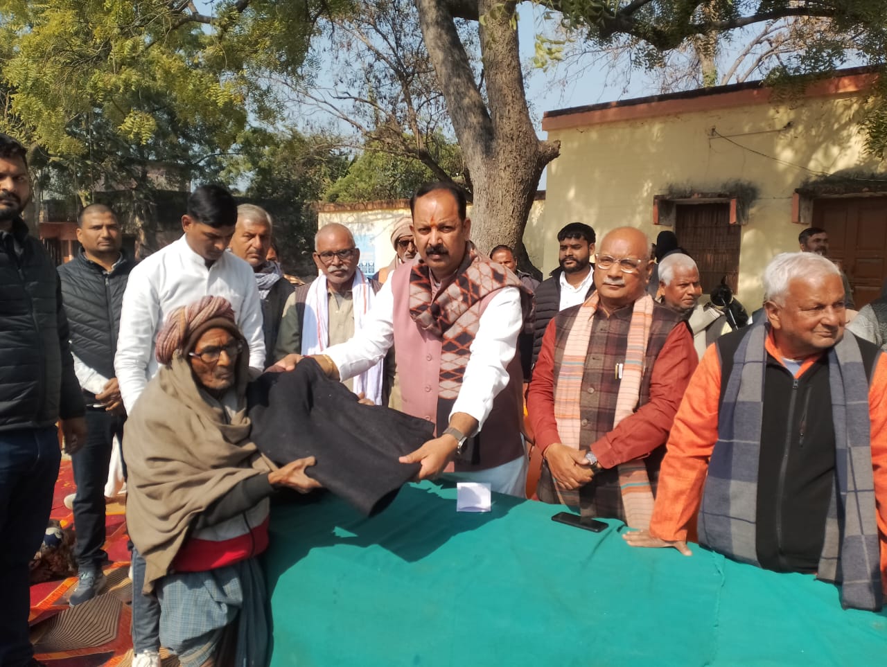 समाजसेवा मानवीय मूल्यों को जीवंन्त रखने का एक अच्छा विकल्प – आनंन्द राय मुन्ना 