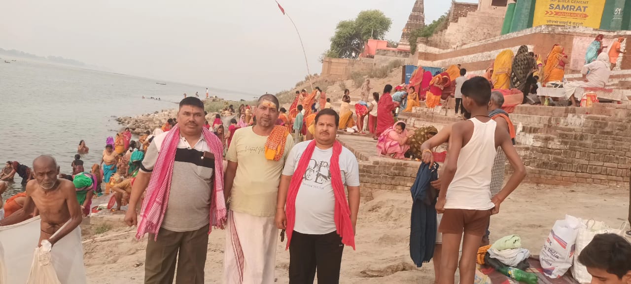 आस्था की डुबकी संग सत्तू दान, सतुआन पर उमड़ा श्रद्धा का सैलाब