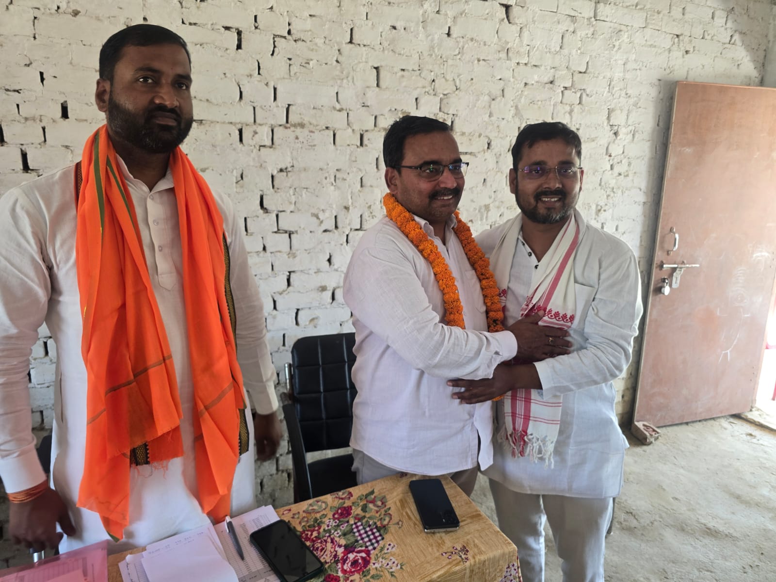 भाजपा कार्यकर्ताओं नें सादात में डॉ भीमराव अम्बेडकर की जयंती मनाई